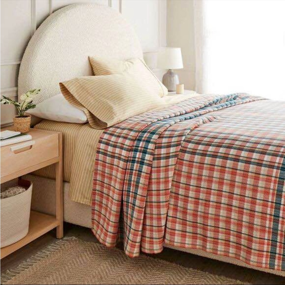 Threshold Plaid Quilt in Red and Blue